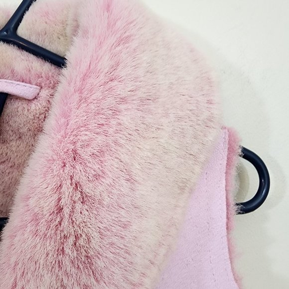 Baby Gap faux fur and suede vest bow front detail with side pockets size 18-24 M - Picture 10 of 11